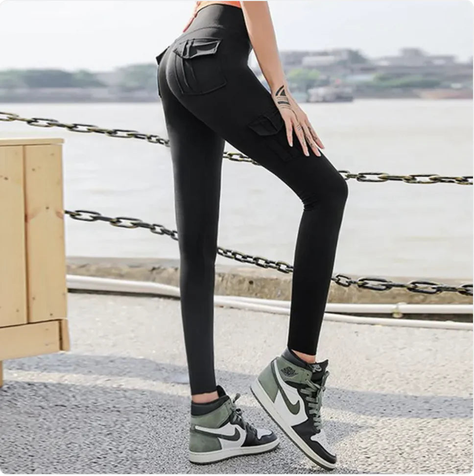 High-Waist Pocketed Scrunch Leggings